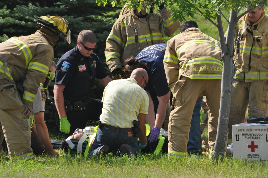Twocar crash results in injuries in west St. Peter News