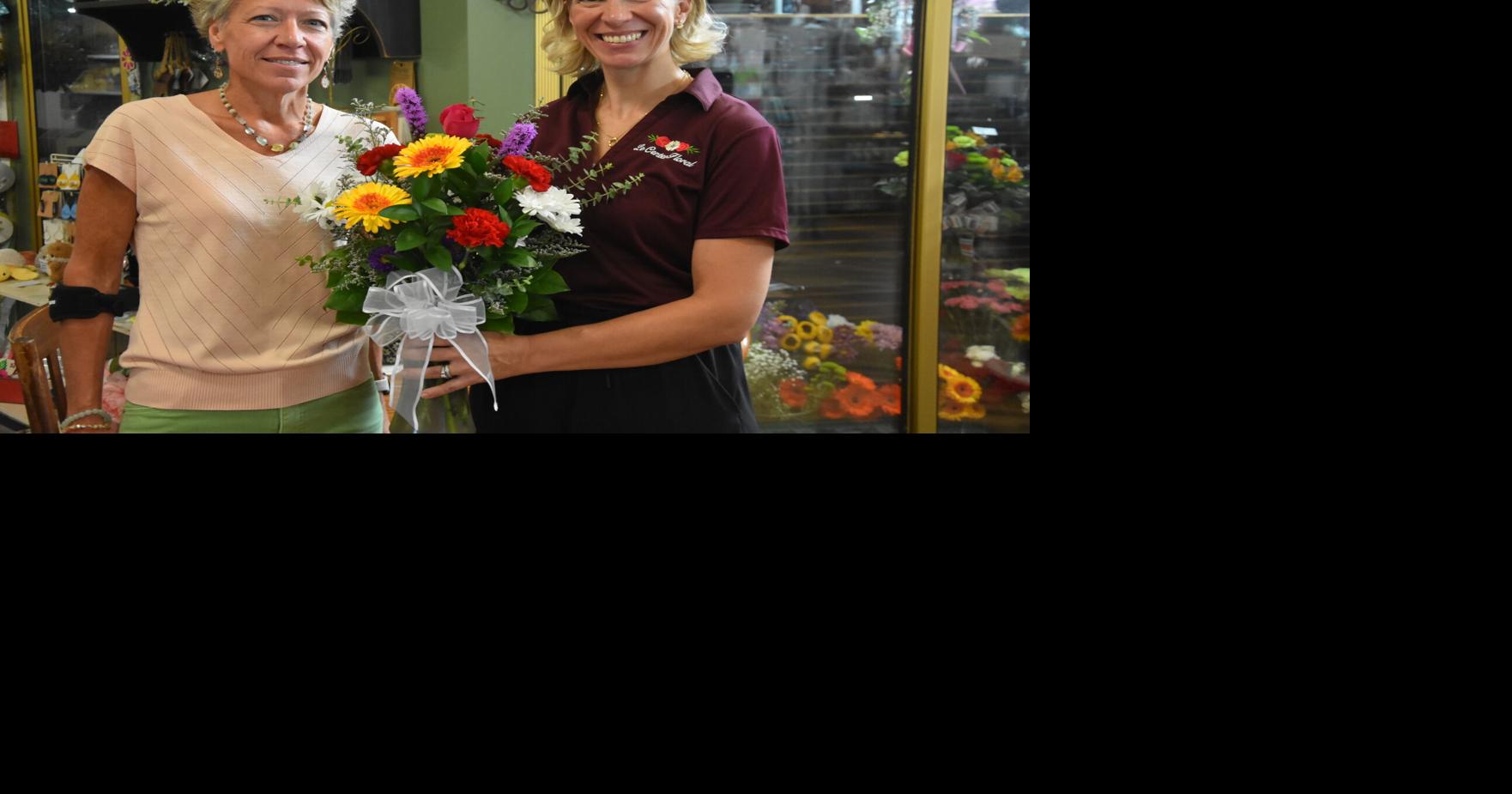 Former teacher cultivates Le Center Floral as new owner