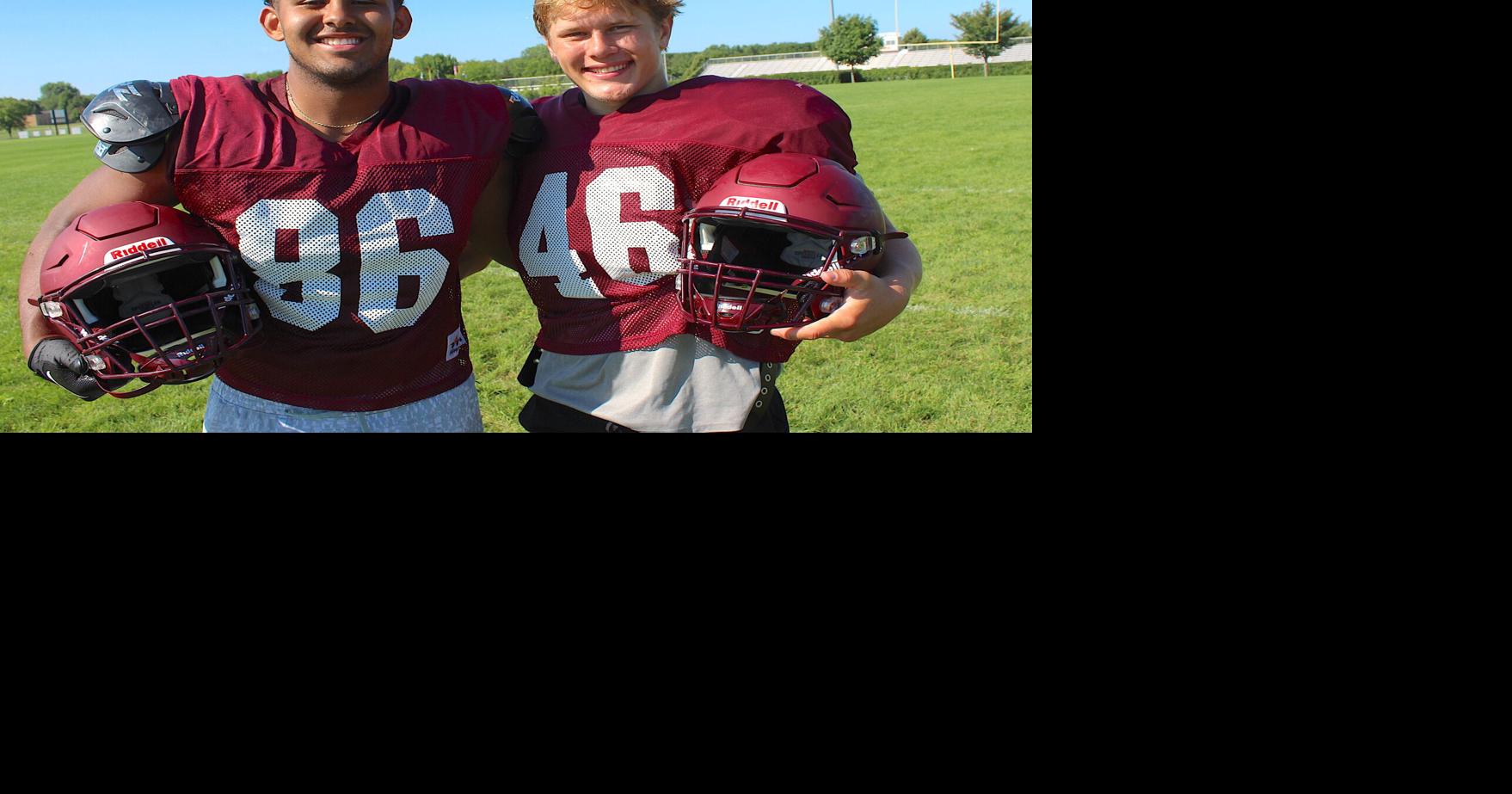 Northfield football led by seniors into 2022 | Sports | southernminn.com