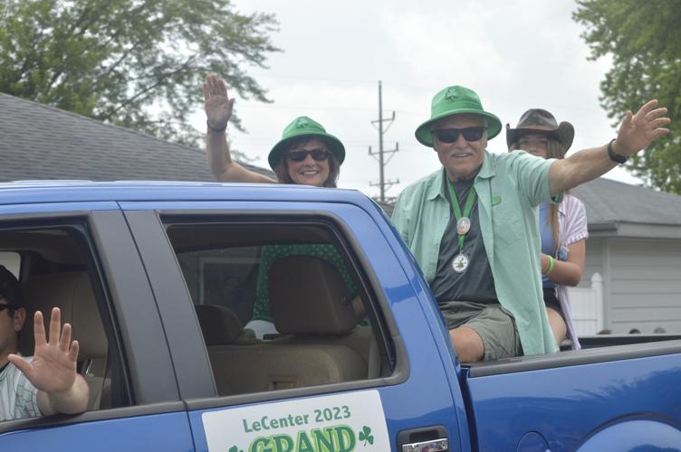 PHOTOS Hundreds flock to Elysian for flagwaving Fourth of July News