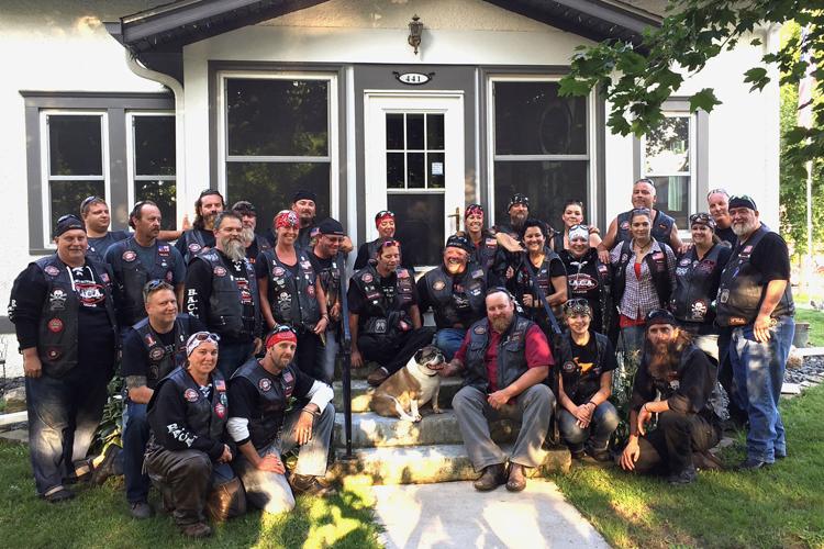 Not alone: Wanamingo biker battles cancer with friends, grace | News ...