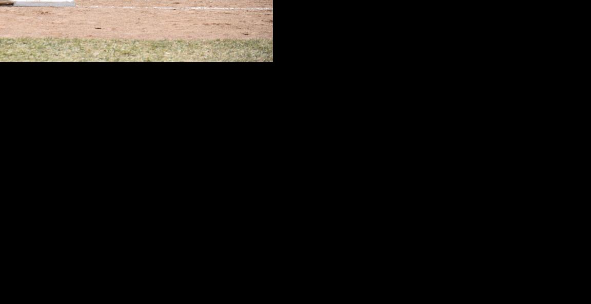 Knights' season ends after falling in extra innings to Blooming Prairie ...