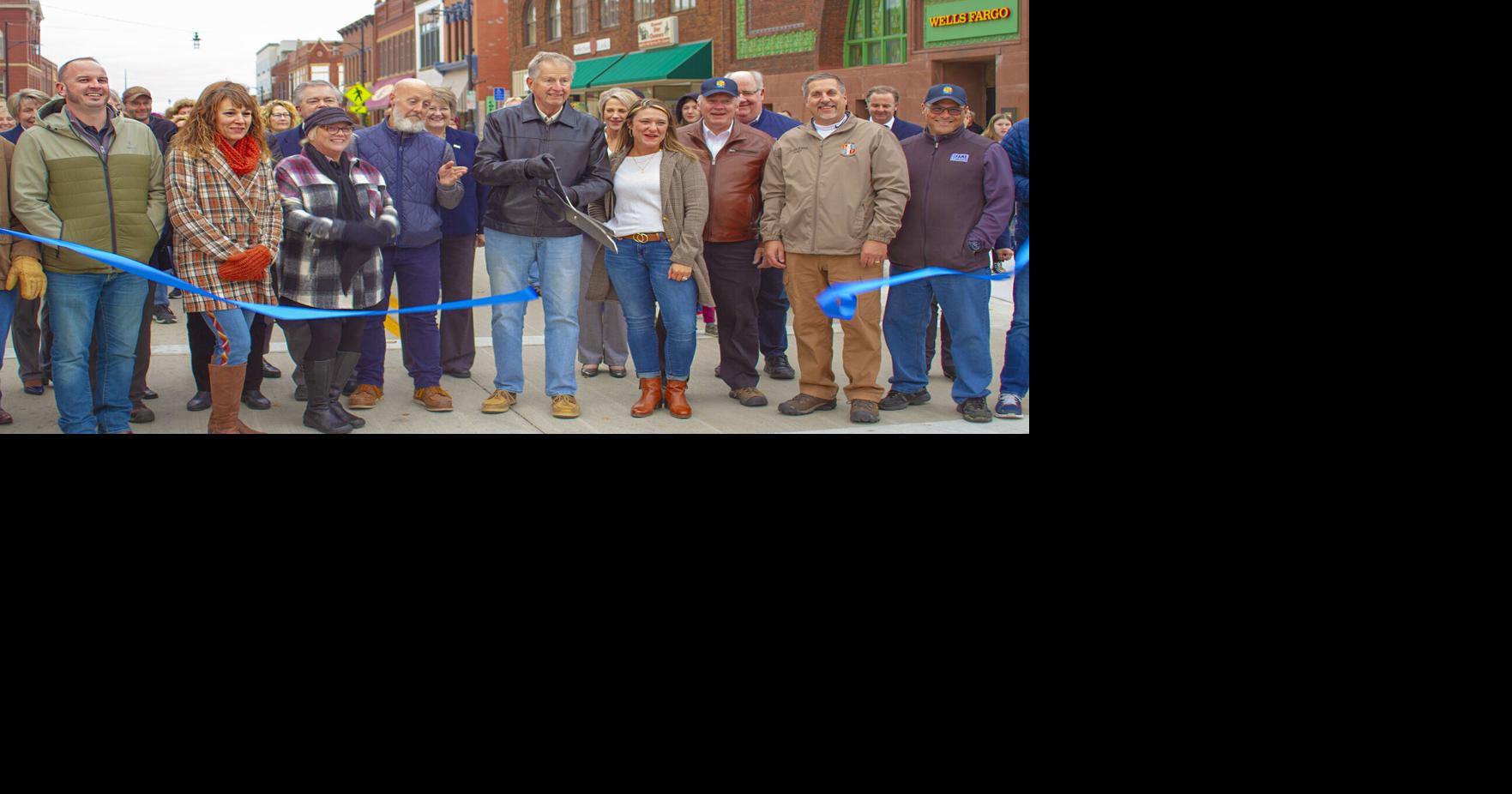 Downtown celebrates with streetscape ribbon cutting | News