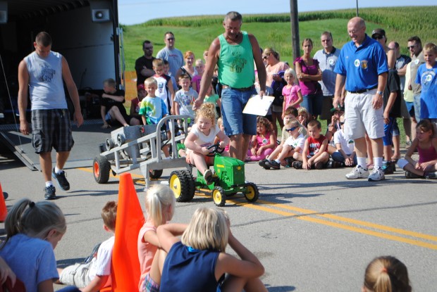 GALLERY: Fun in the sun during Lonsdale Community Days | News ...