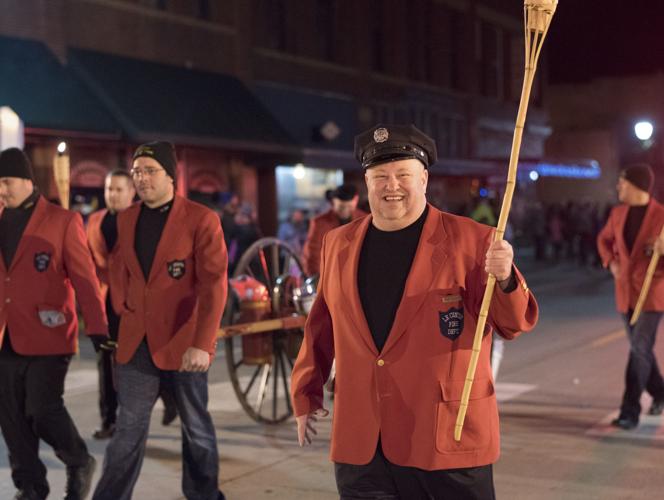 Christmas Parade In Le Center Mn 2022 Hollydaze Parade Rolls Through Le Center | News | Southernminn.com