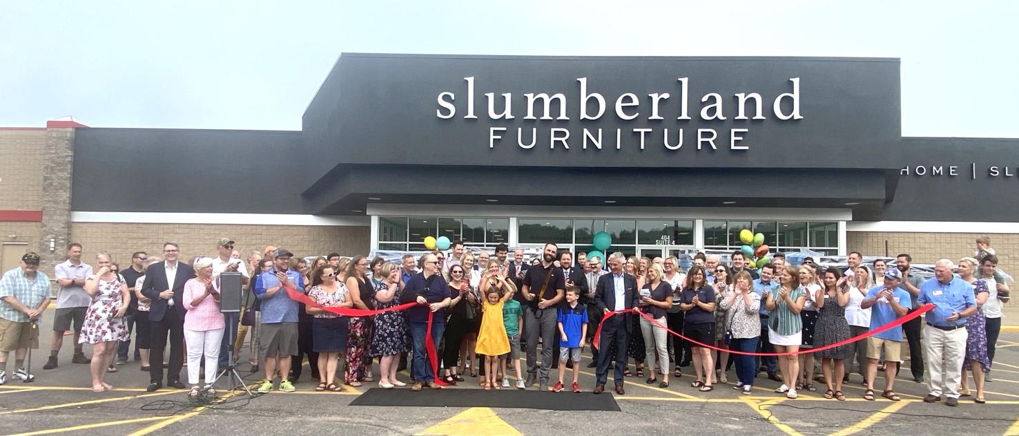 Slumberland Furniture enjoys a Chamber Business