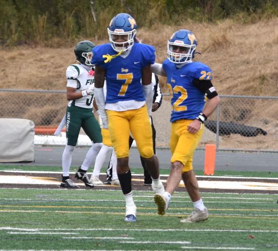 Deron Ruddell OFF TO THE BANK: Bluejays shut out Fire to advance to state semifinals ...