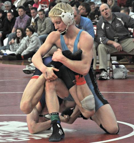 Tri-City United wrestlers end storied careers, make way for new crop of ...