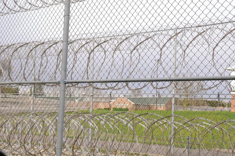 UPDATE Inmate back in custody after escaping Faribault prison News