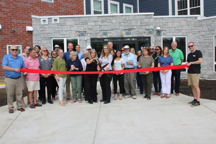 Kraewood Flats Apartments opens to public with tours, ribbon cutting