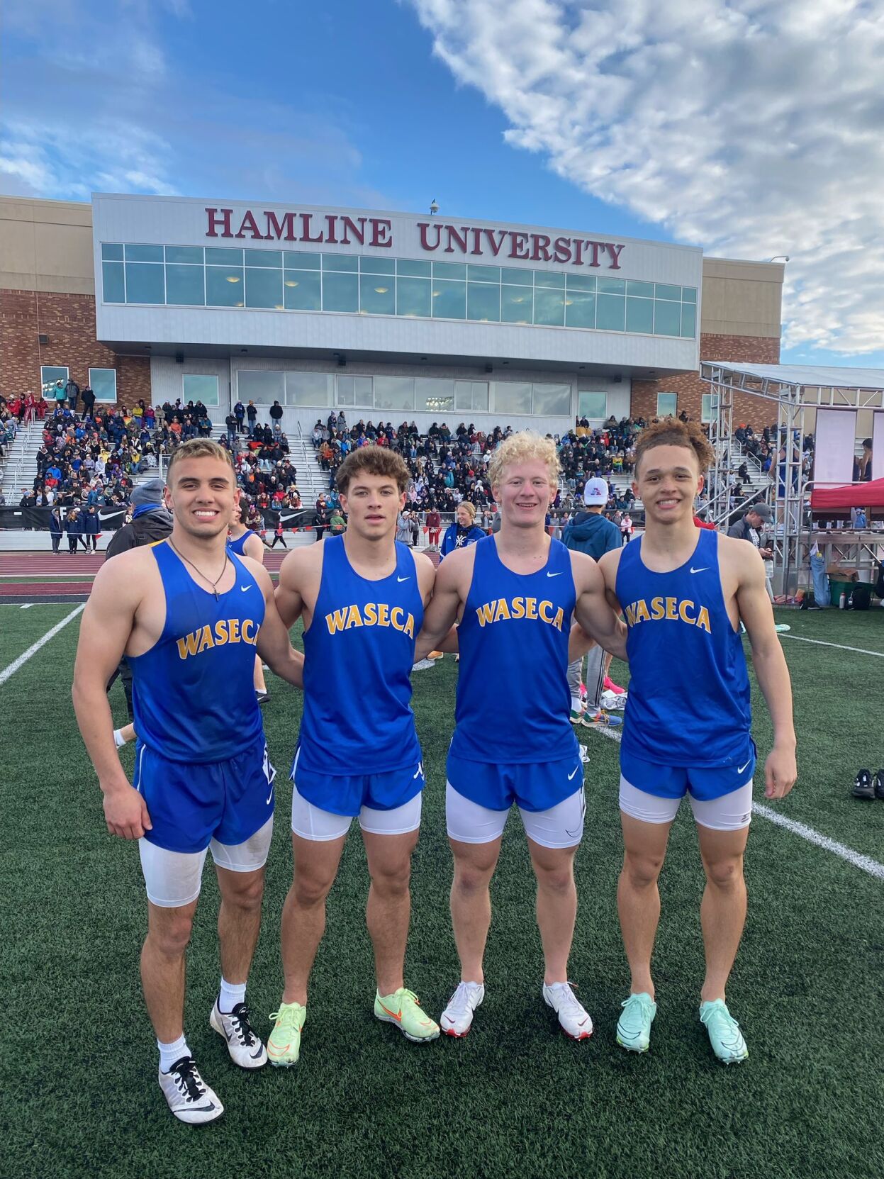 Bluejays 4x200 relay team earns 2nd at Hamline Elite Meet Sports