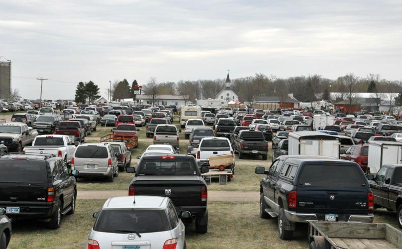 Pioneer Power swap meet draws crowds from across the country News