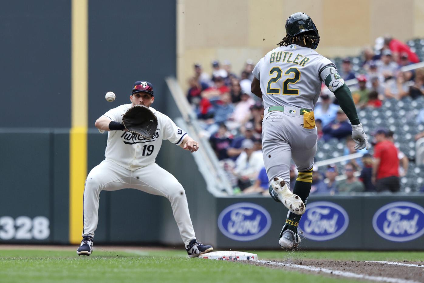 Alex Kirilloff, Twins come from behind to sweep A's