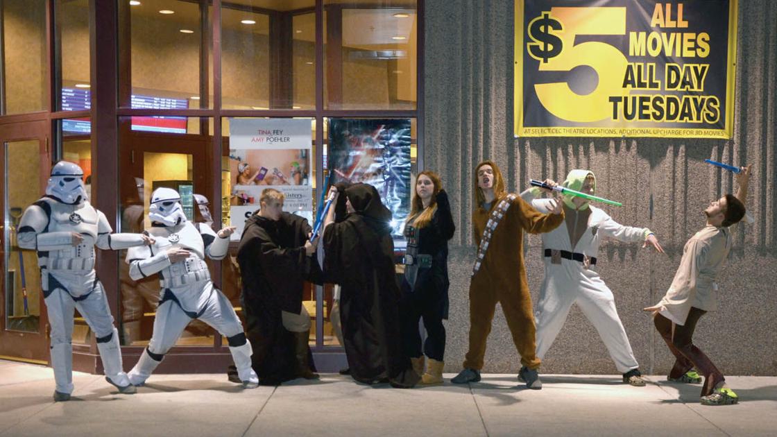 Owatonna movie theater sells out for Star Wars premiere | Local