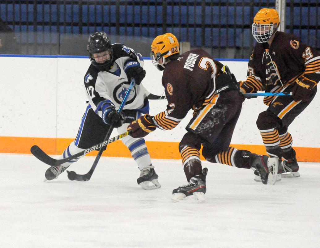 Trio of thirdperiod goals lifts Owatonna boys hockey past Northfield Sports