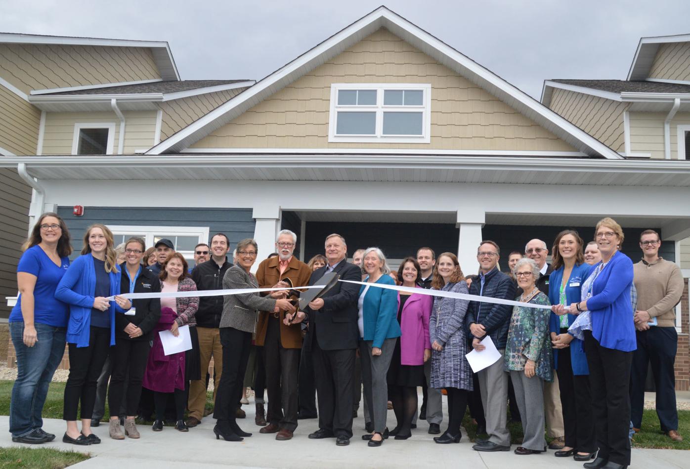 Solace Apartments Celebrates Opening Set To Welcome Residents Today Southernminn Com