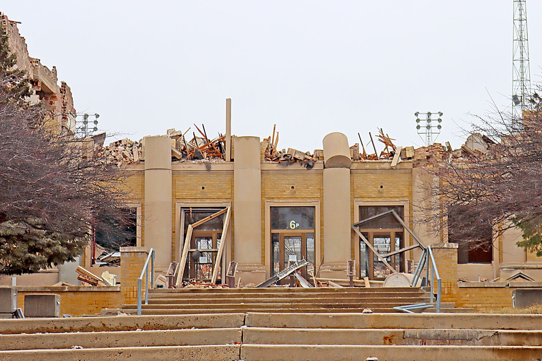 Iconic Pillars Come Down At Former High School News Southernminn Com   65bd66c7badbd.image 