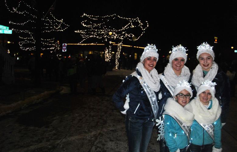 Winter Walk brings its magic to downtown Northfield News