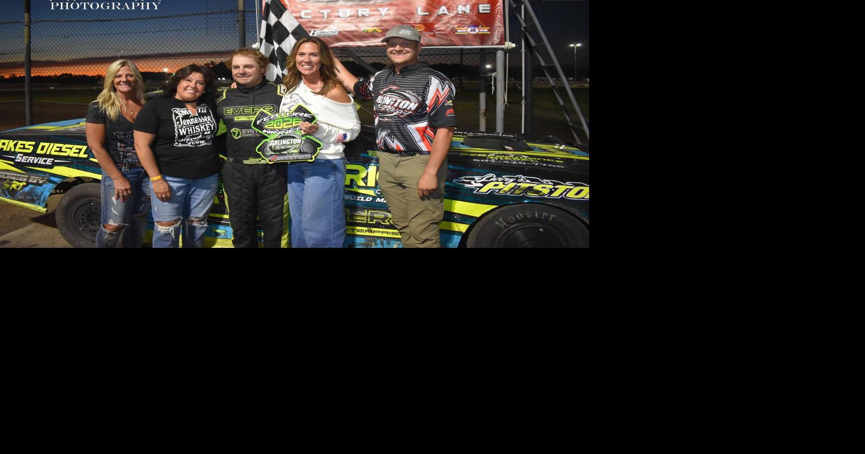 Eckblad and Hewitt Jr. secure wins at Arlington Raceway
