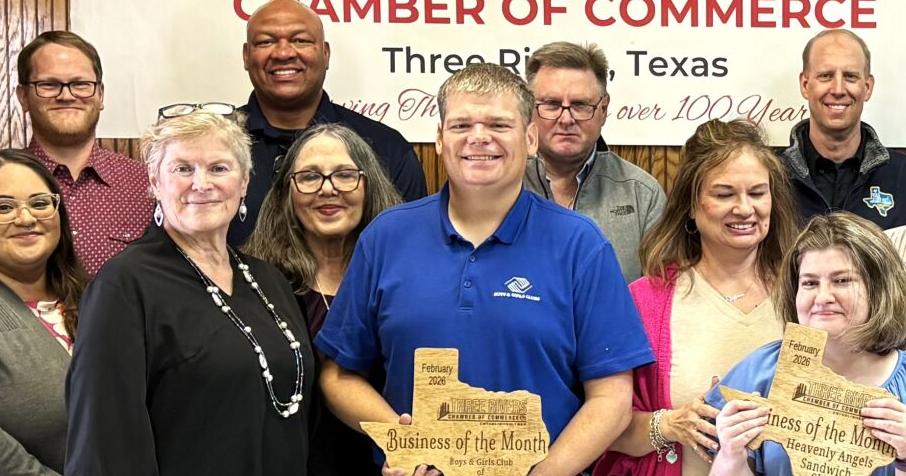Three Rivers Chamber of Commerce recognizes local businesses, prepares for upcoming events
