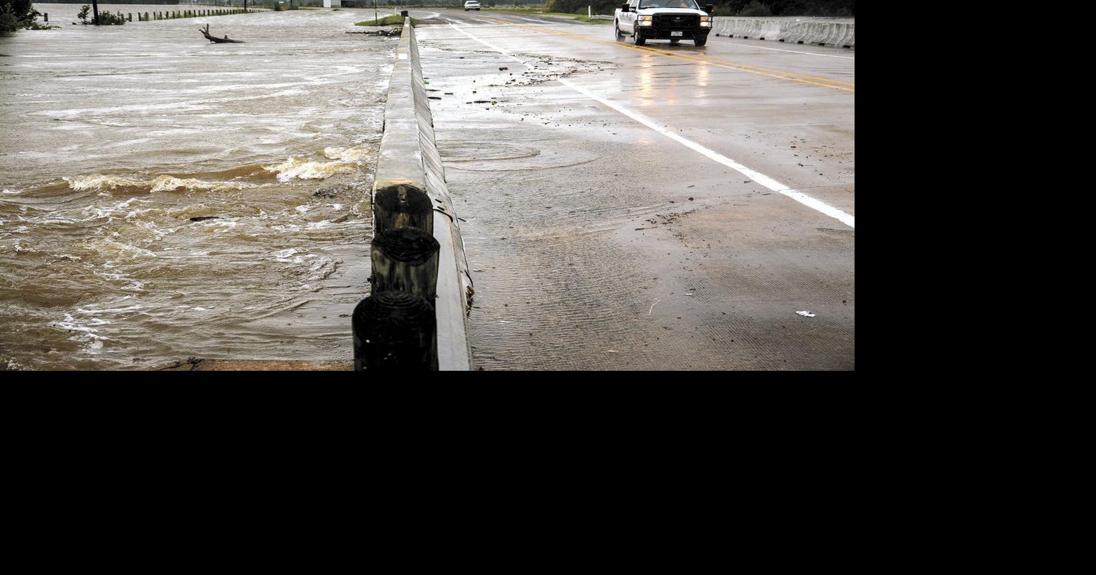 Roads closed due to flooding | News | southtexasnews.com