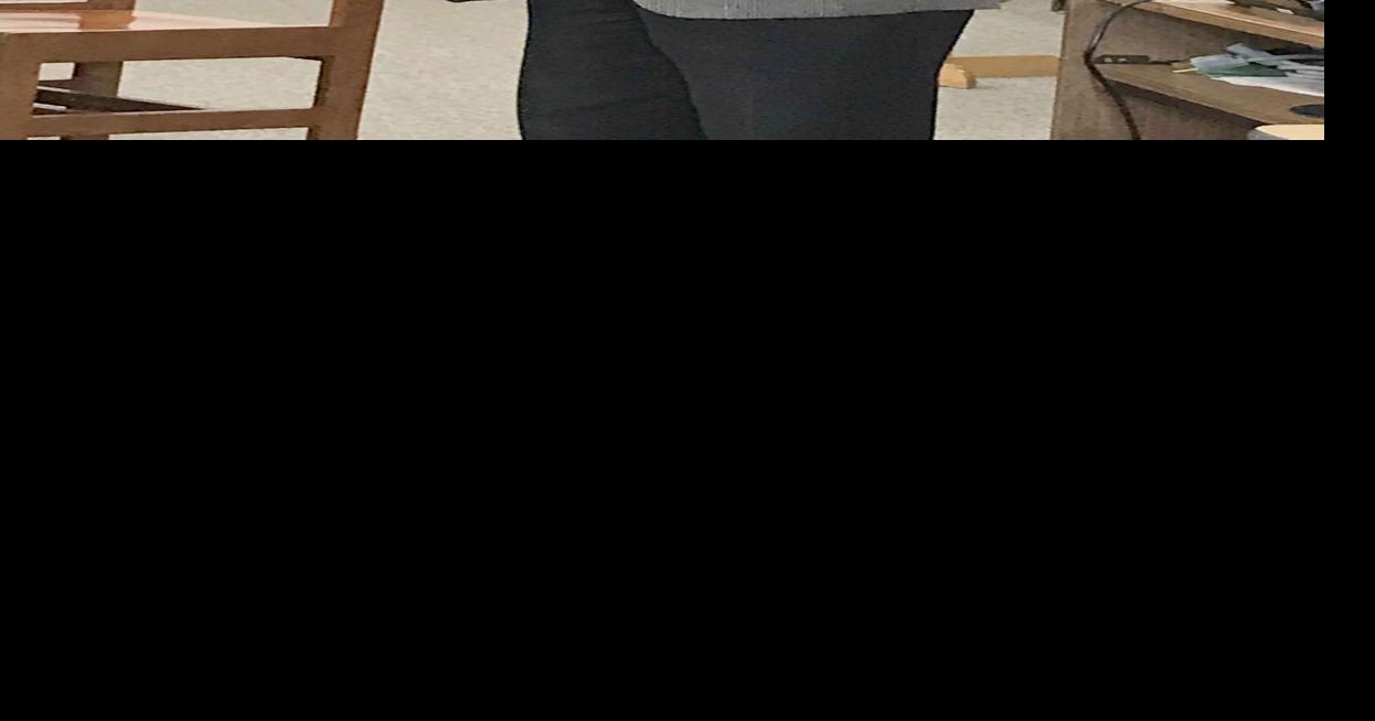 Mathis ISD Superintendent addresses Literary Club Entertainment