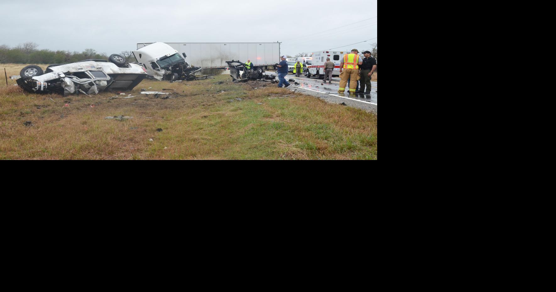 Fatal crash closes state Highway 202 | News | southtexasnews.com