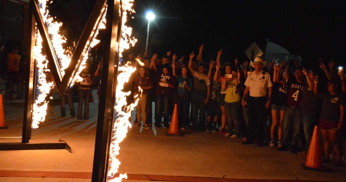 Mathis shows up and gets down for its Pirate team | Archives ...