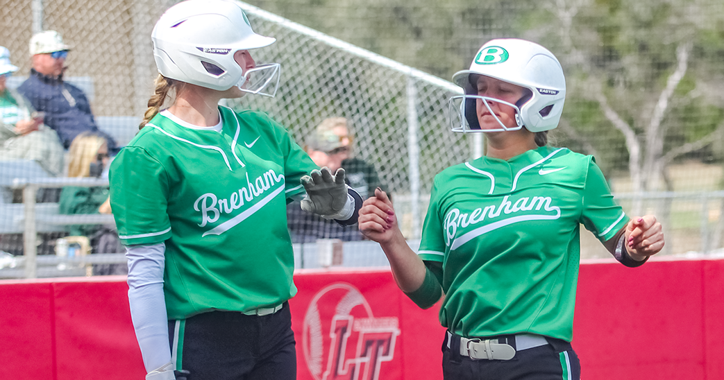 Brenham splits Saturday games in Brittany Tuck Memorial Tournament