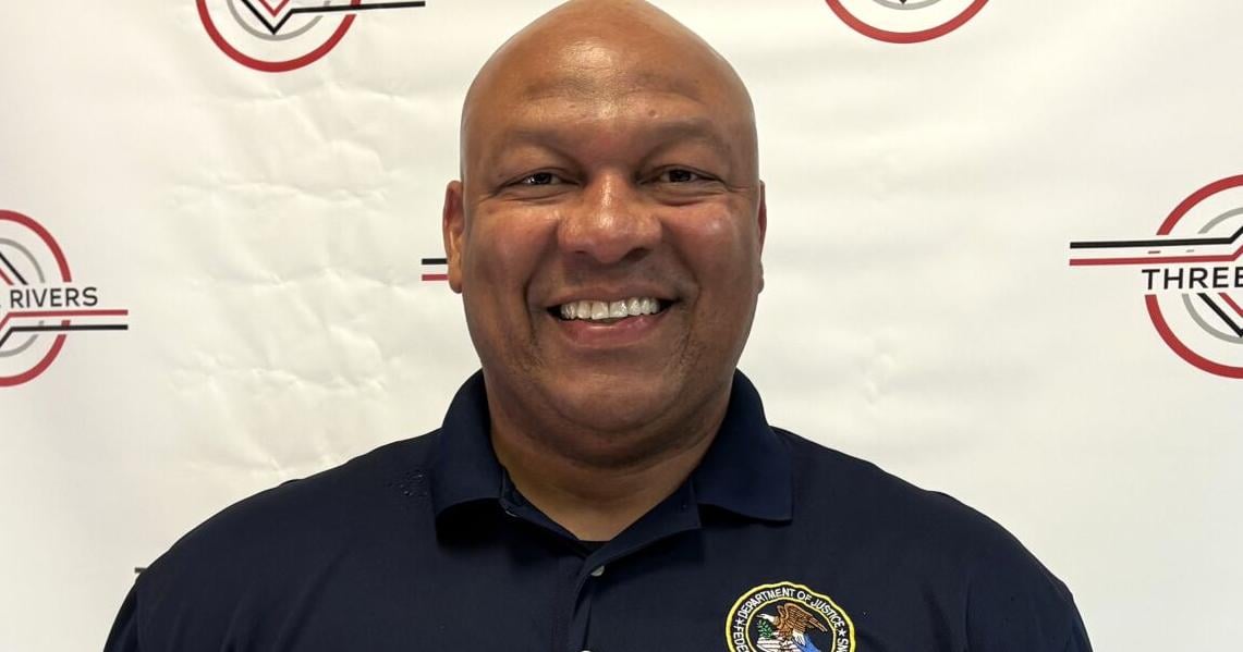 Three Rivers Chamber of Commerce celebrates April Businesses of the Month