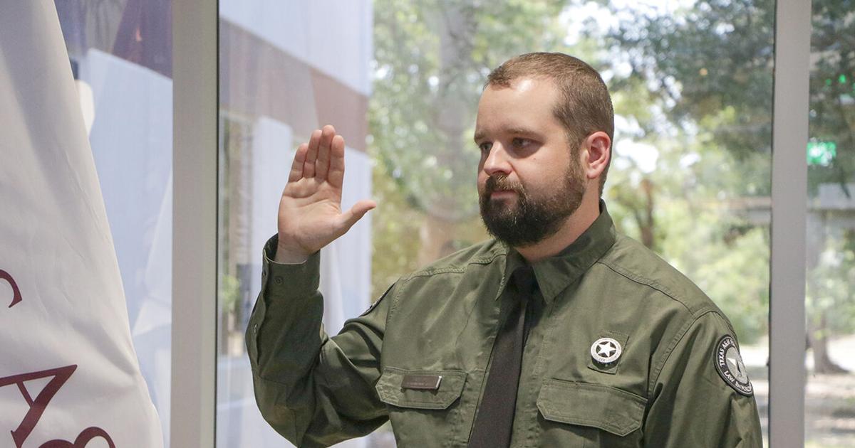 Texas A&M Forest Service pins newest law enforcement officer