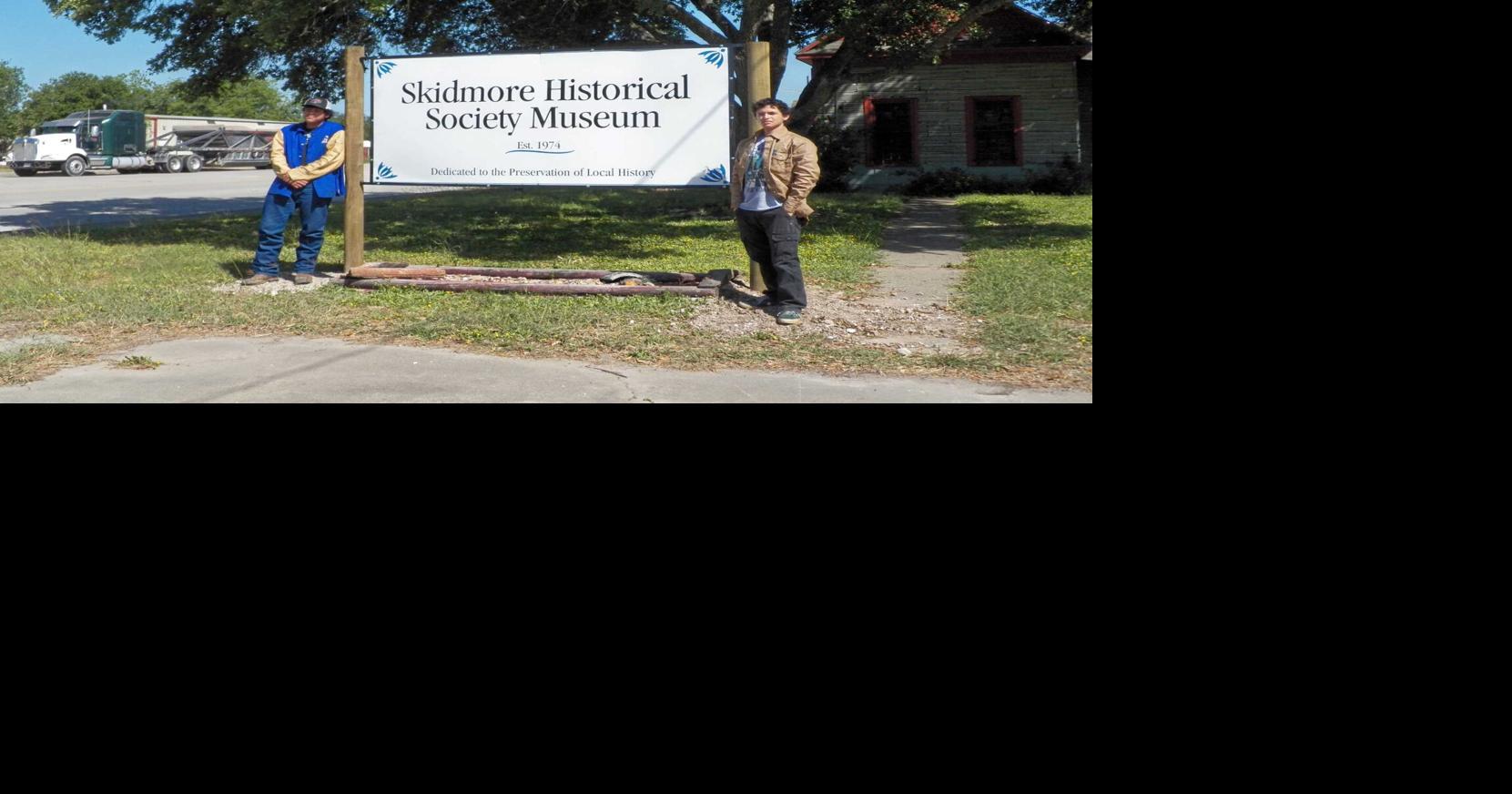 ST students assist Skidmore Historical Society Beeville BeePicayune