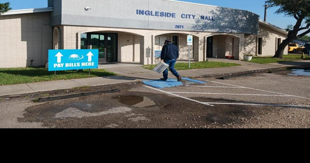 Ingleside Council Return to City Hall Starts With Problems San