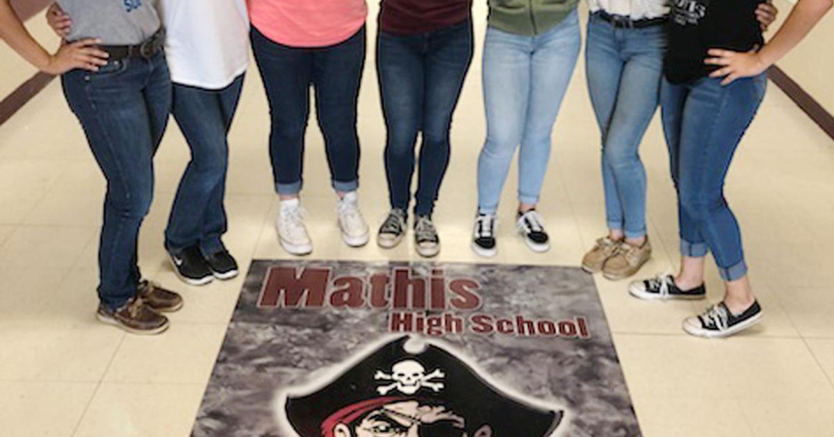 Mathis Pirate softball players pick up spots on all-district team ...