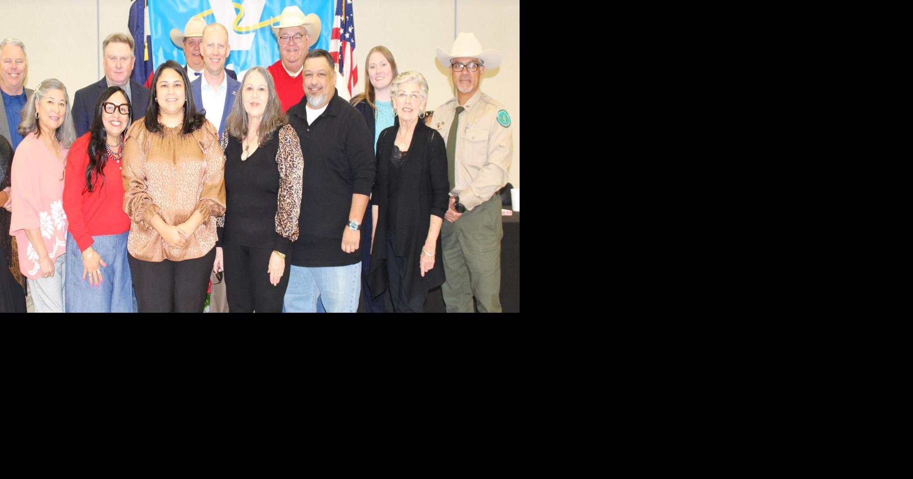 Community members honored at Three Rivers Chamber of Commerce annual banquet