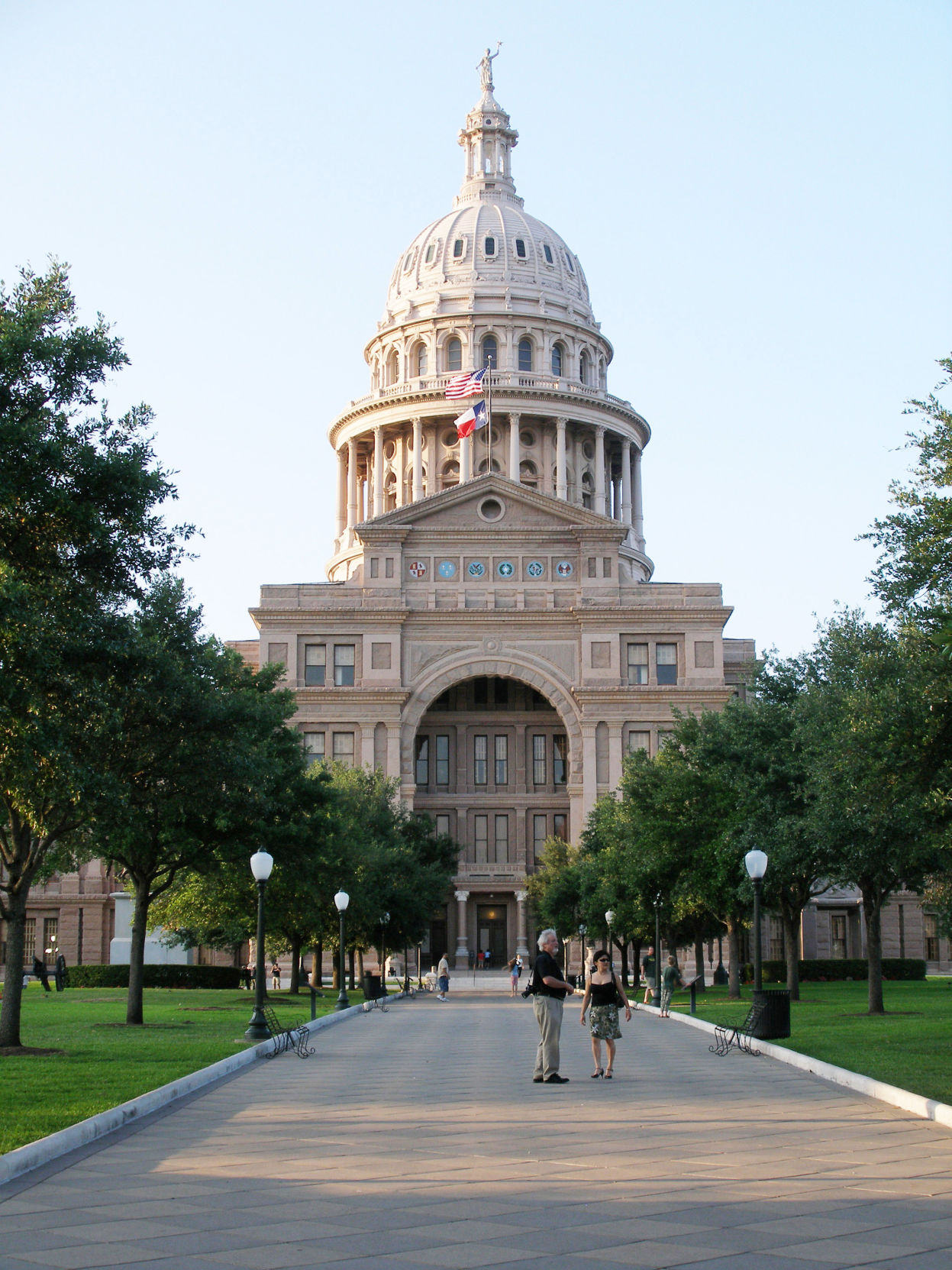 San Patricio County commissioners head to Austin to speak against 