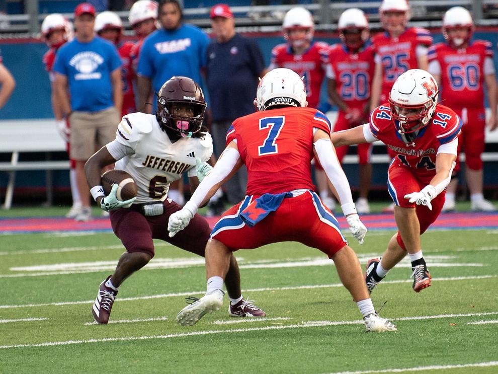 Jefferson hosts Sherando in home opener; seeks first win, to snap 5-game losing streak to Warriors