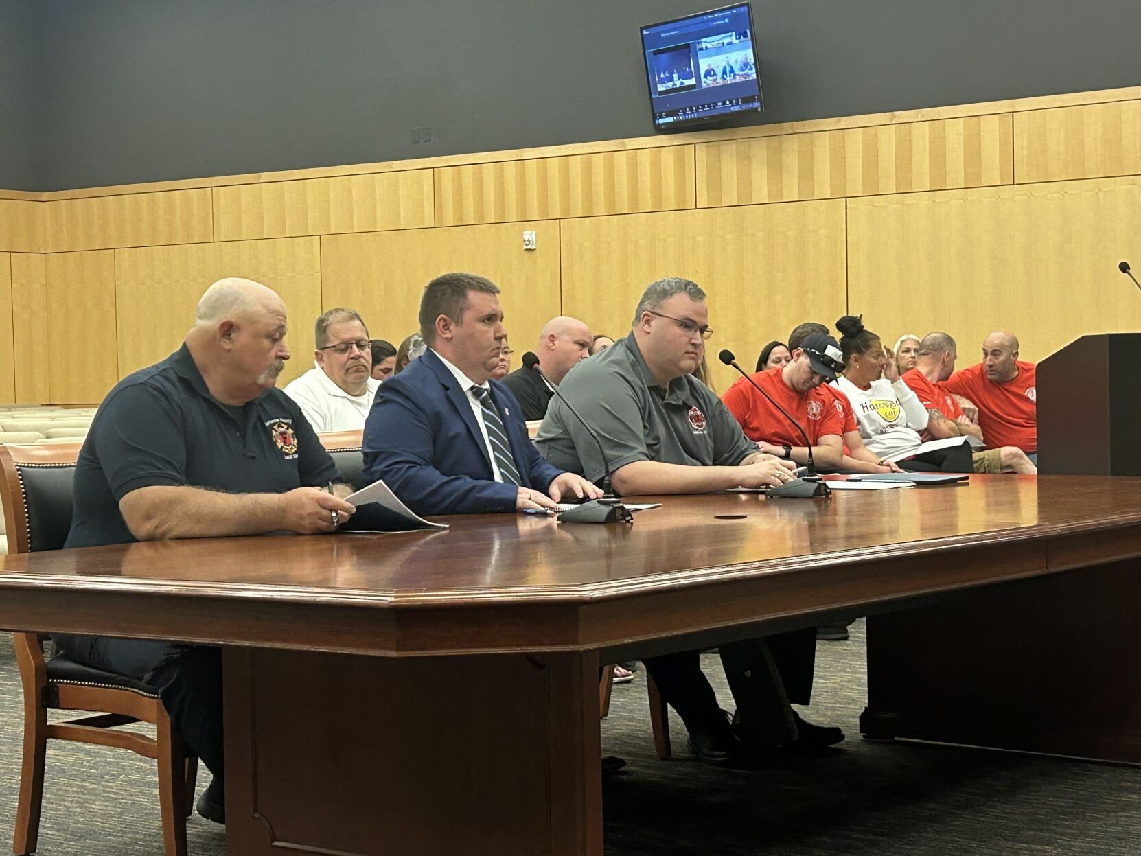 Firefighters Emphasize Communication Issues at Charles Town Meeting
