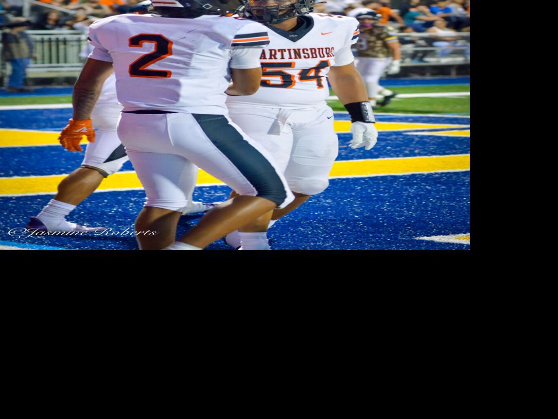 Despite penalties, Martinsburg shuts down Hedgesville 71-7 on the road
