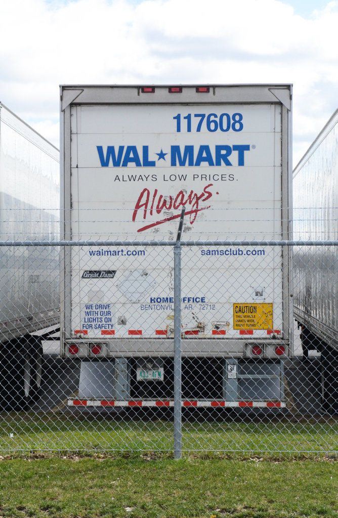 Walmart Workers Concerned About Covid 19 Walmart Distribution Center Said To Have Multiple Cases News Standardspeaker Com