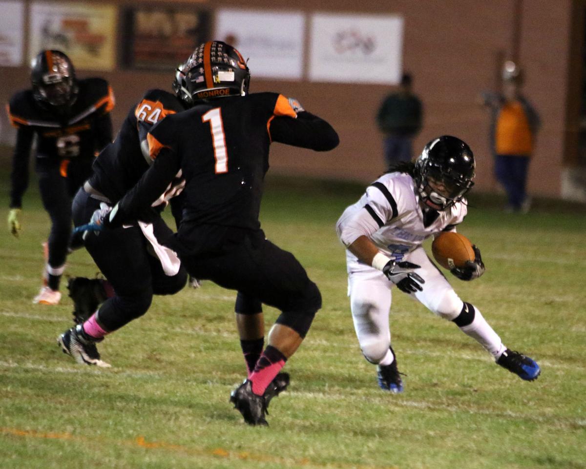 Former Eastern View Star D Ago Hunter Ready And Waiting For