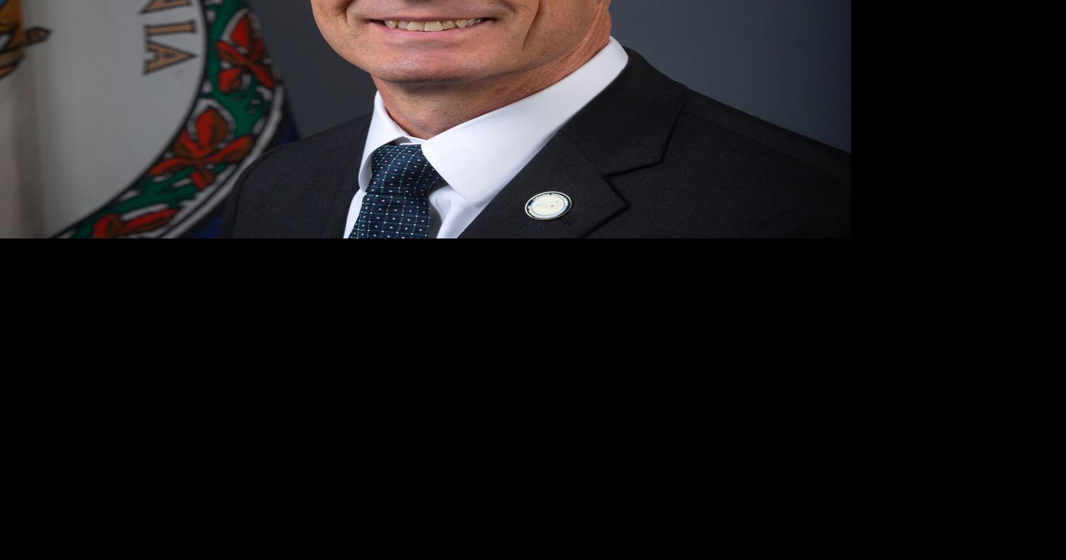 Navy veteran back as chief of Dept. of Veterans Services