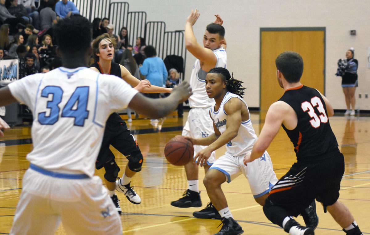 Feast Or Famine Coaches Debate The Merits Of Aau Basketball