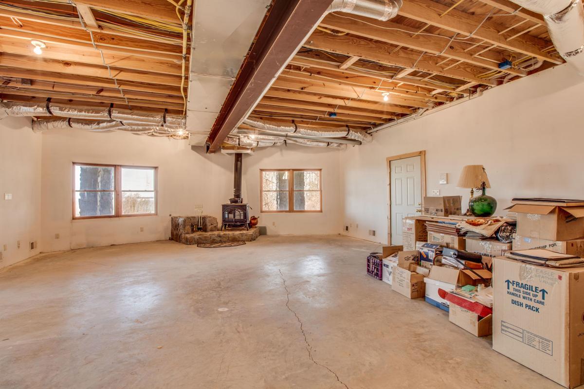 Custom Built Log Home Selling For 749 000 Makes Most Of Potomac