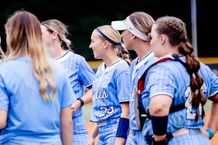 UMW Softball Downs Salisbury in C2C Semifinal; Falls to CNU in Championship