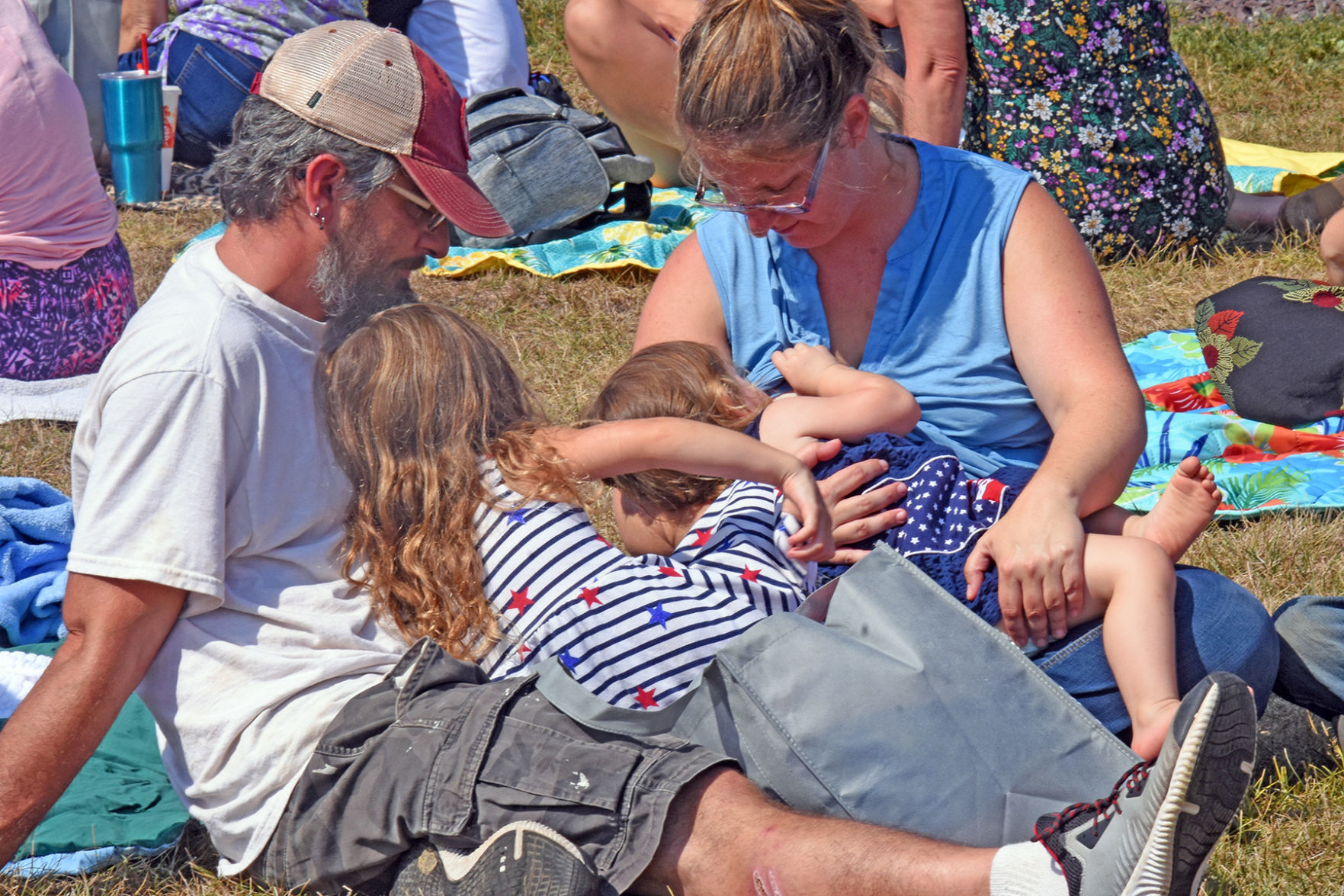 big breastfeeding moms