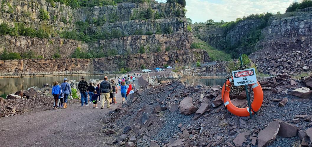 Hundreds explore Culpeper quarry, see thousands of fossils during Dino Walk