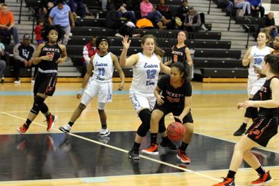 High School Girls Basketball Cyclones Squash Jackets In District Opener Sports Starexponent Com