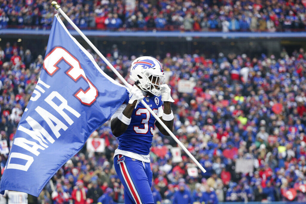 Colts, Texans honor injured Bills safety Damar Hamlin with pregame