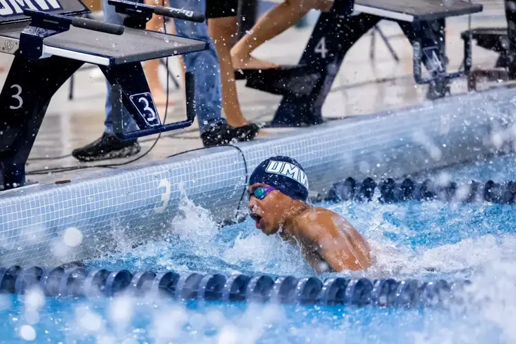 UMW Swim and Dive Competes at Potomac Relays